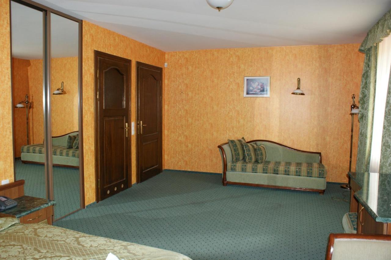Hotel Mazurski Dworek Mikołajki Quarto foto
